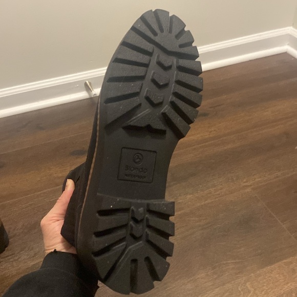 BLONDO DEMERIA WATERPROOF ANKLE BOOTS - NWOT - Picture 7 of 9